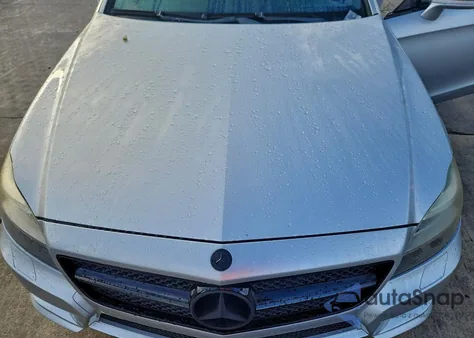 2012 Mercedes-Benz Cls 550 z USA, uszkodzony, nr VIN WDDLJ7DB3CA042178